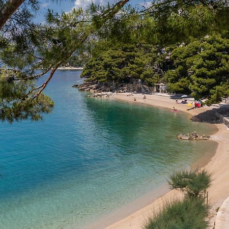 Apartments By The Sea Brela, Makarska - 18356 Buitenkant foto