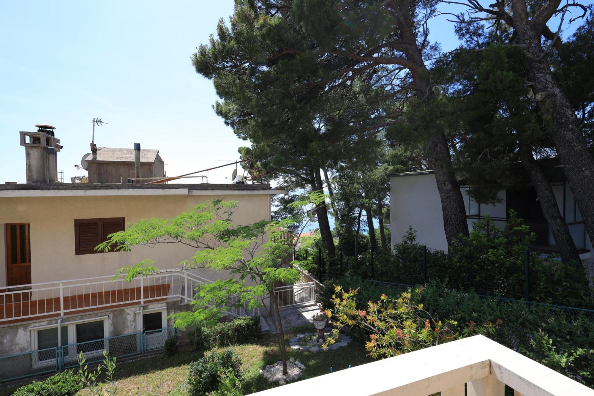 Apartments By The Sea Brela, Makarska - 18356 Buitenkant foto