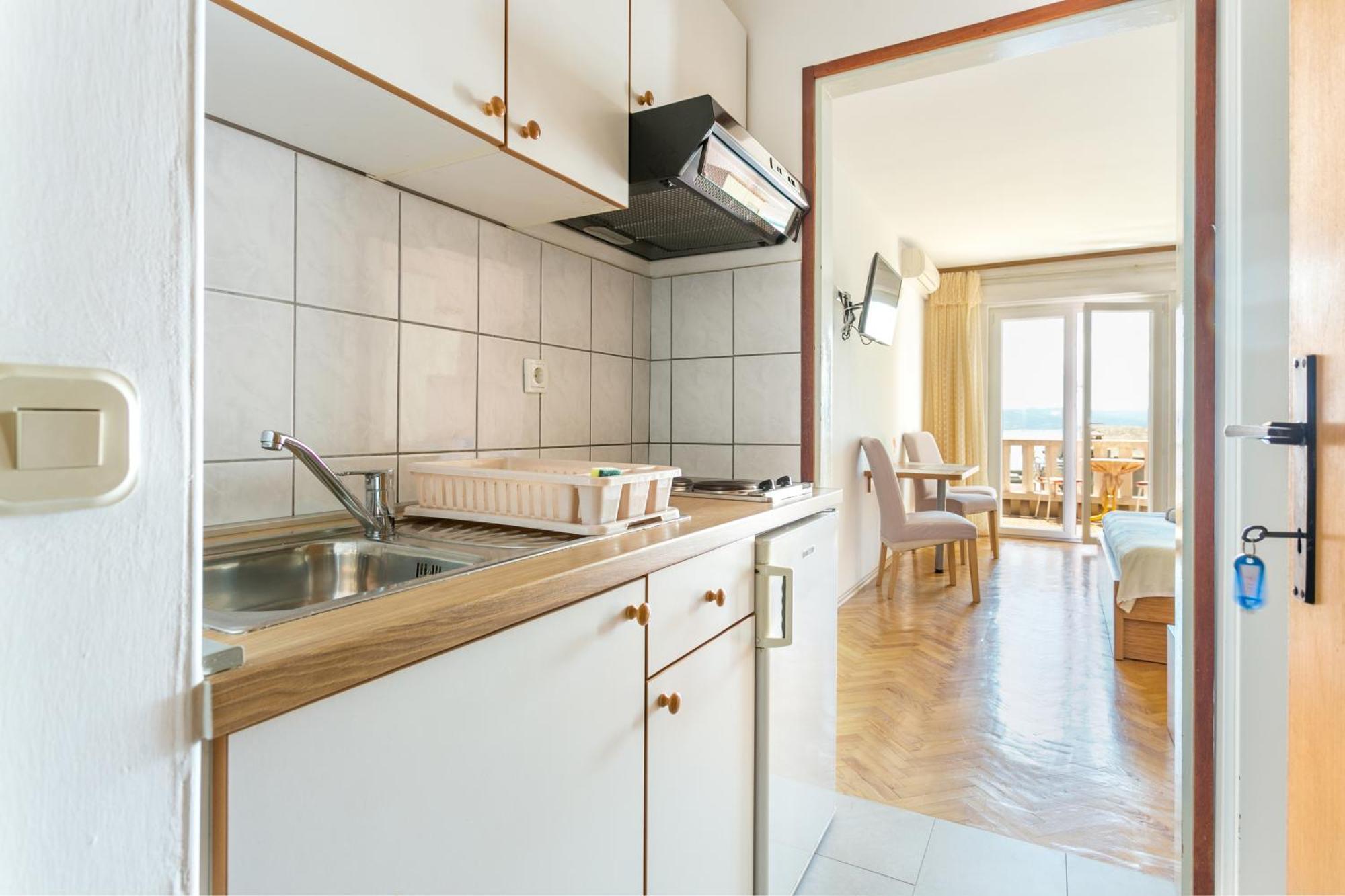 Apartments By The Sea Brela, Makarska - 18356 Kamer foto